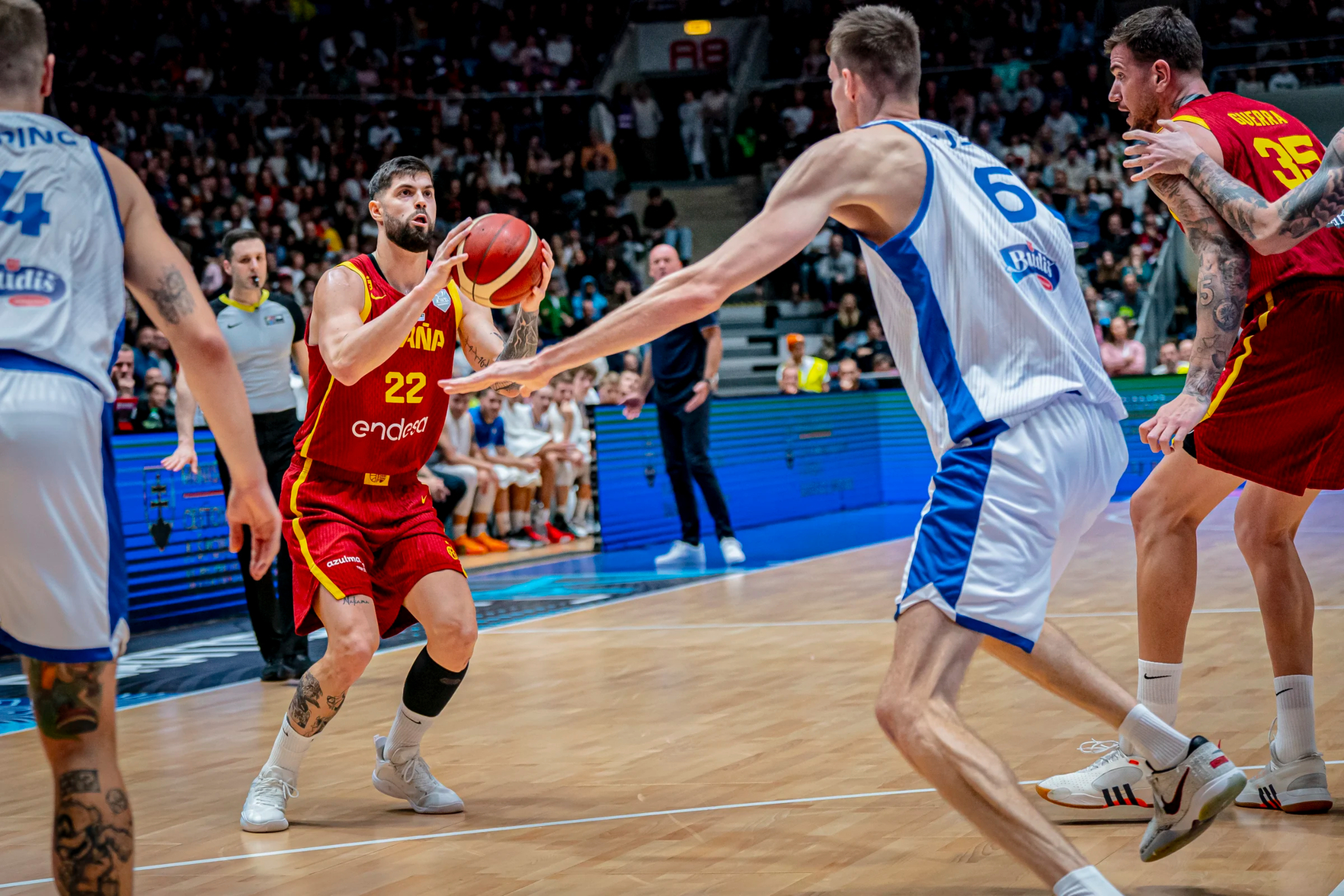 对手不仅在 对手不仅在