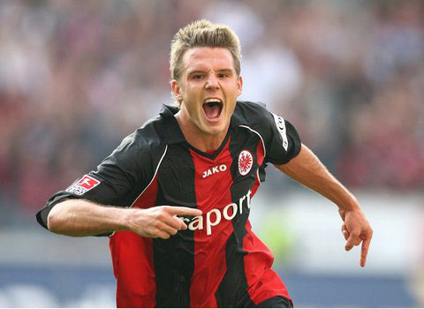 行内部调整 行内部调整